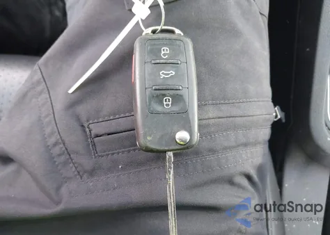 2017 Volkswagen Jetta 1.4T Se z USA, uszkodzony, nr VIN 3VWDB7AJ4HM225765